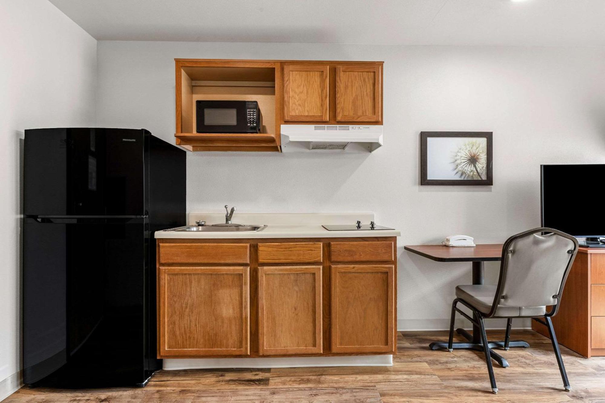 Woodspring Suites Tulsa Eksteriør bilde