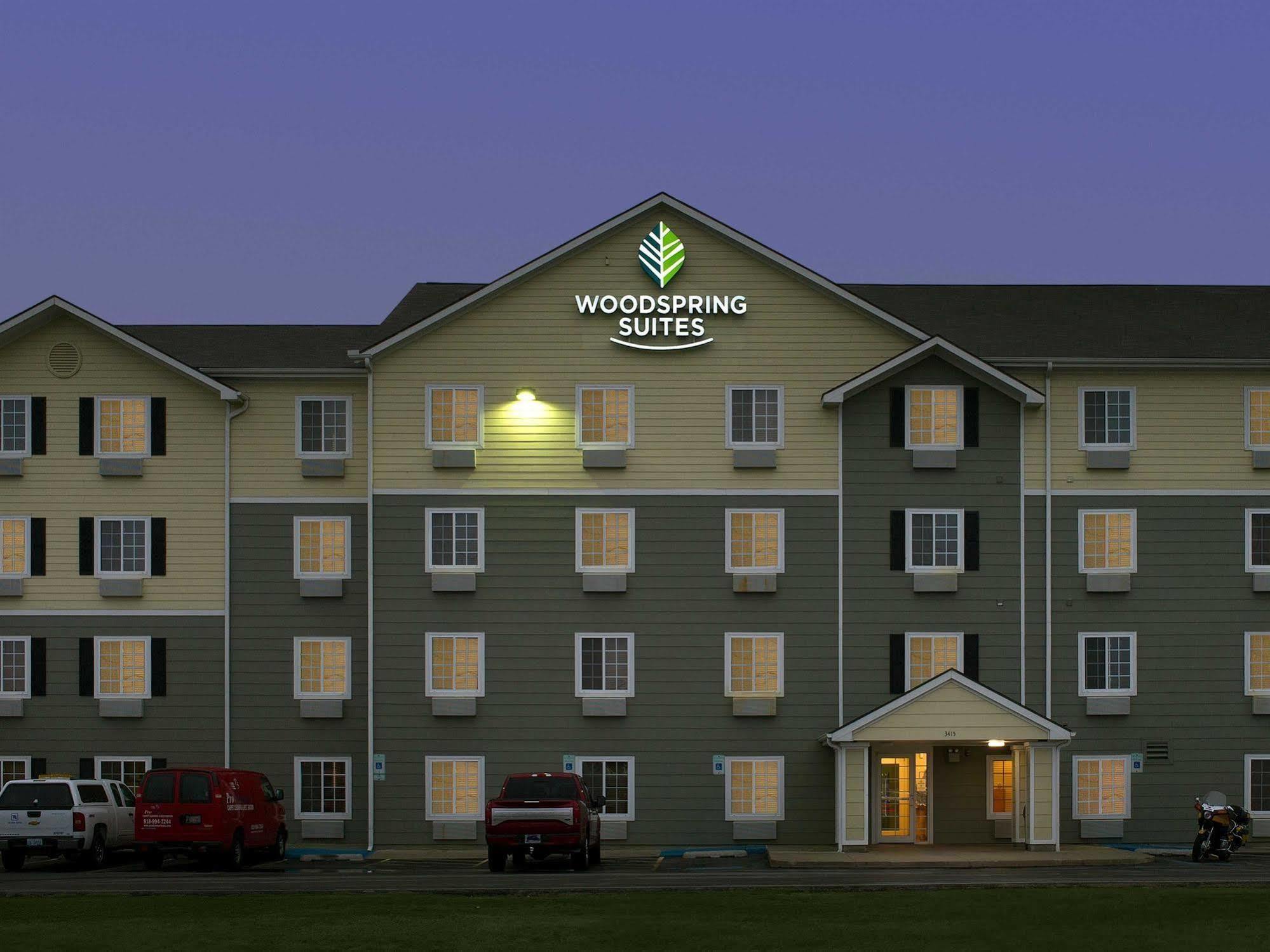 Woodspring Suites Tulsa Eksteriør bilde